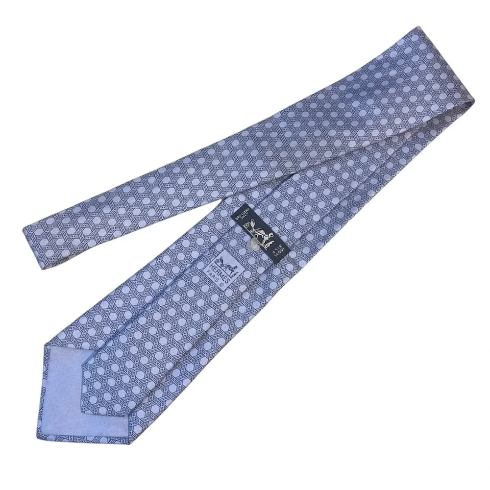 HERMÈS silk tie